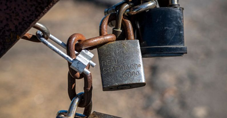 High-Security Locks - Few Padlocks on a Chain